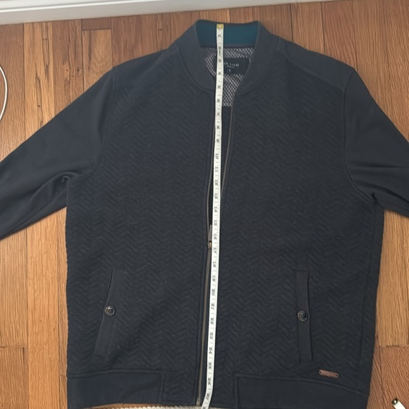 Ted Baker gray Men’s zip sweater. Small - Picture 5 of 6